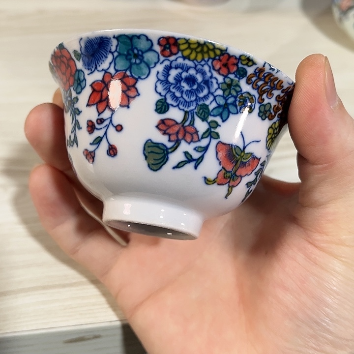 瓷片//////景德镇陶瓷杯子。红。