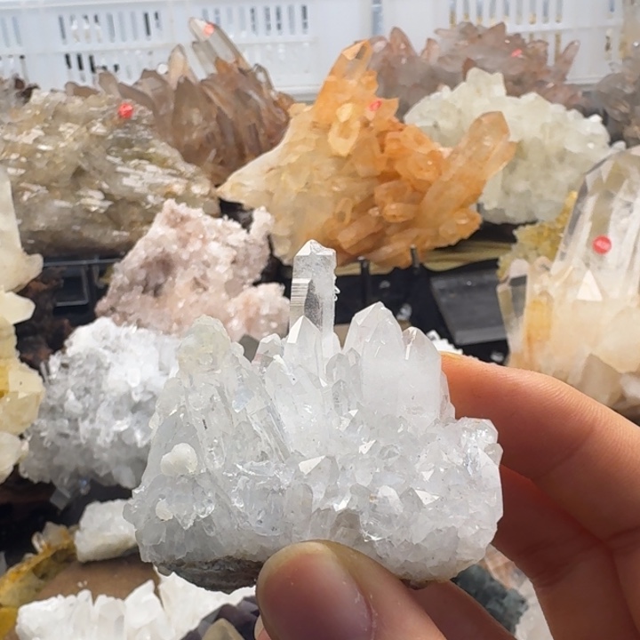 珠宝半成品水晶未镶嵌