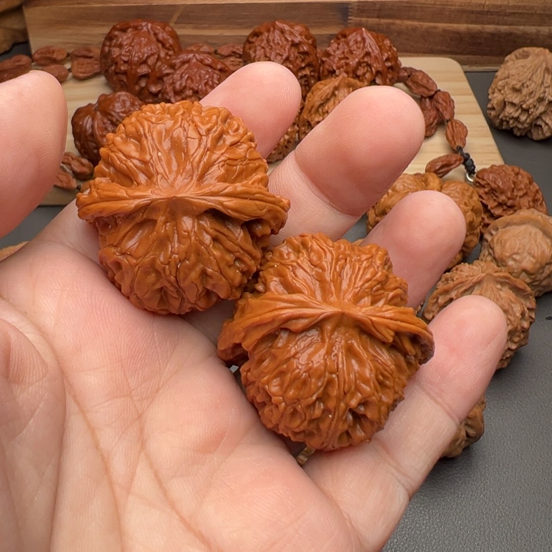 Y****文玩核桃把件苹果