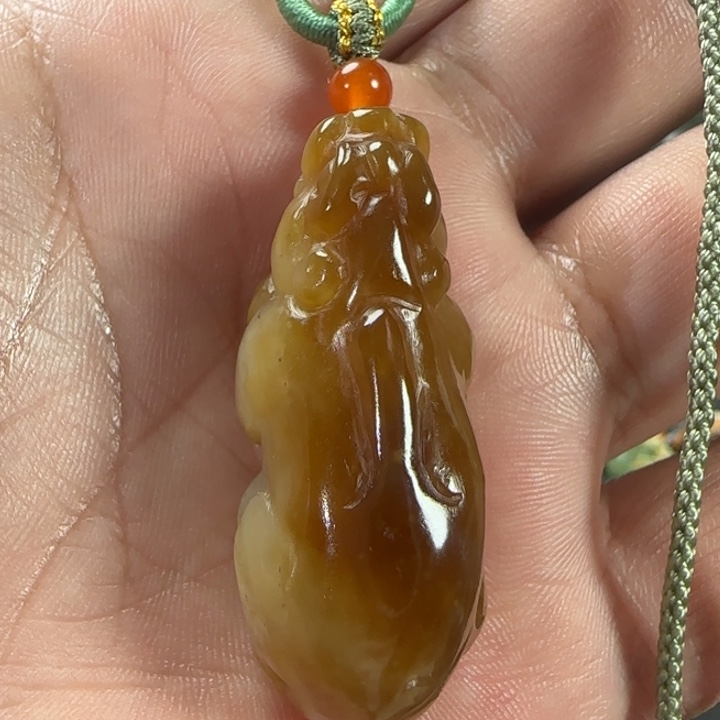 玛***姐和田玉未镶嵌挂件