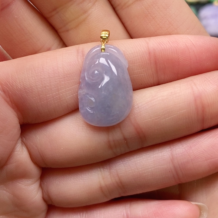 翡翠颈饰未镶嵌吊坠