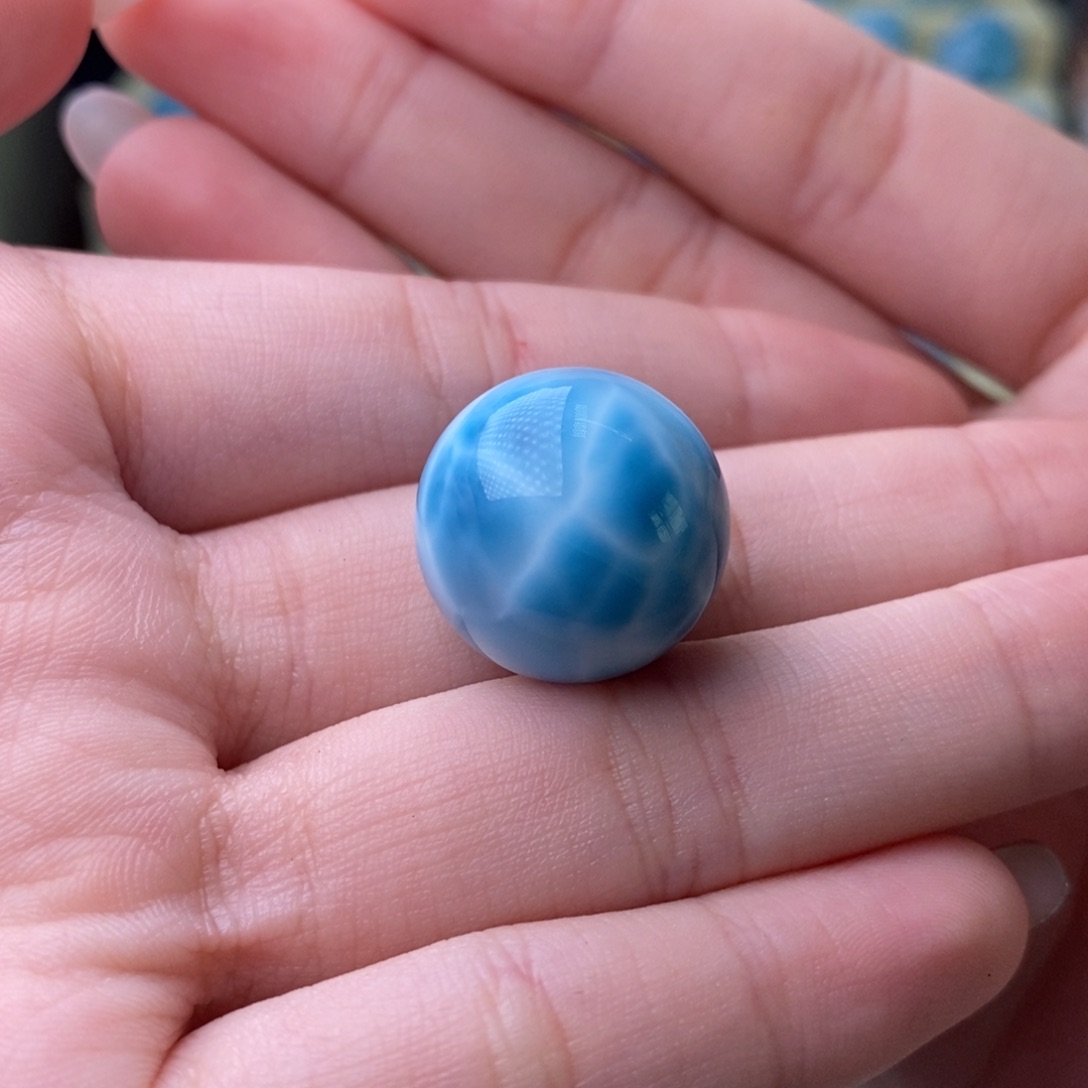 针钠钙石（海纹石）未镶嵌颈饰满色满纹火山蓝18mm 漏价不退换微瑕