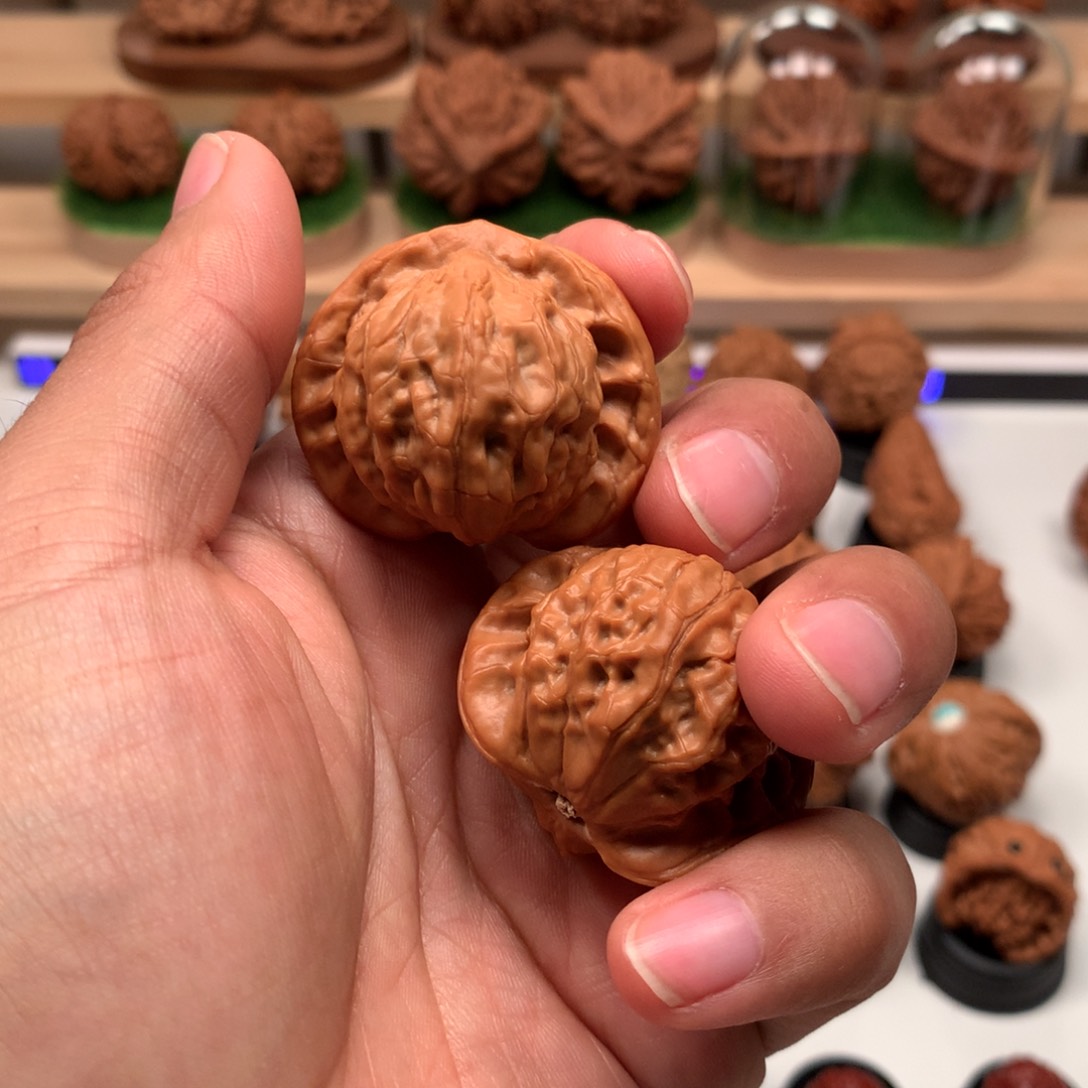 【闪购商品】吊坠文玩核桃@****见隐隐约约