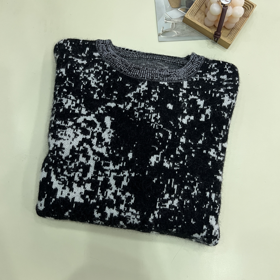 绒品 韩系花纱黑白拼色加厚圆领针织衫