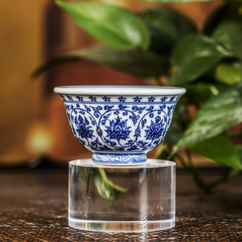 【景德镇陶瓷研究院】柴窑青花永乐小压手杯（花心） jty310