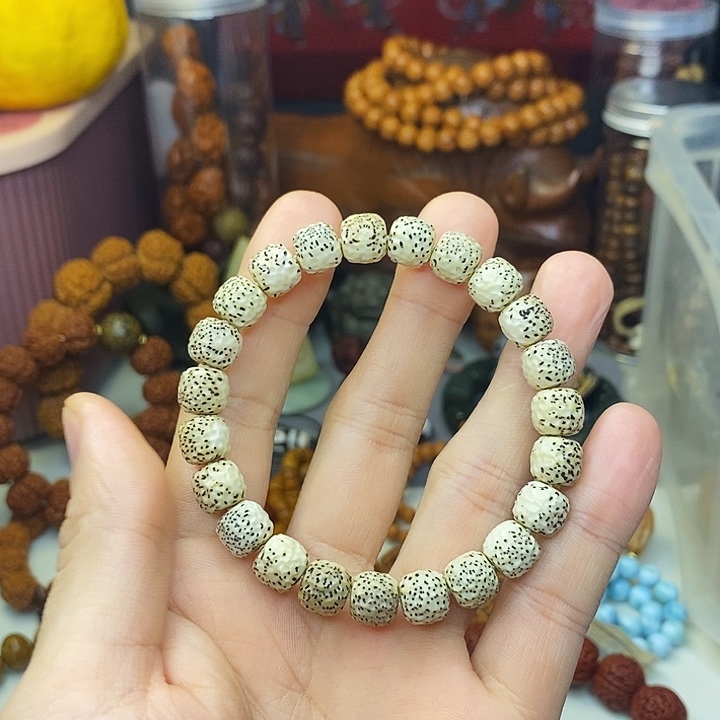 星月菩提吊坠大留白