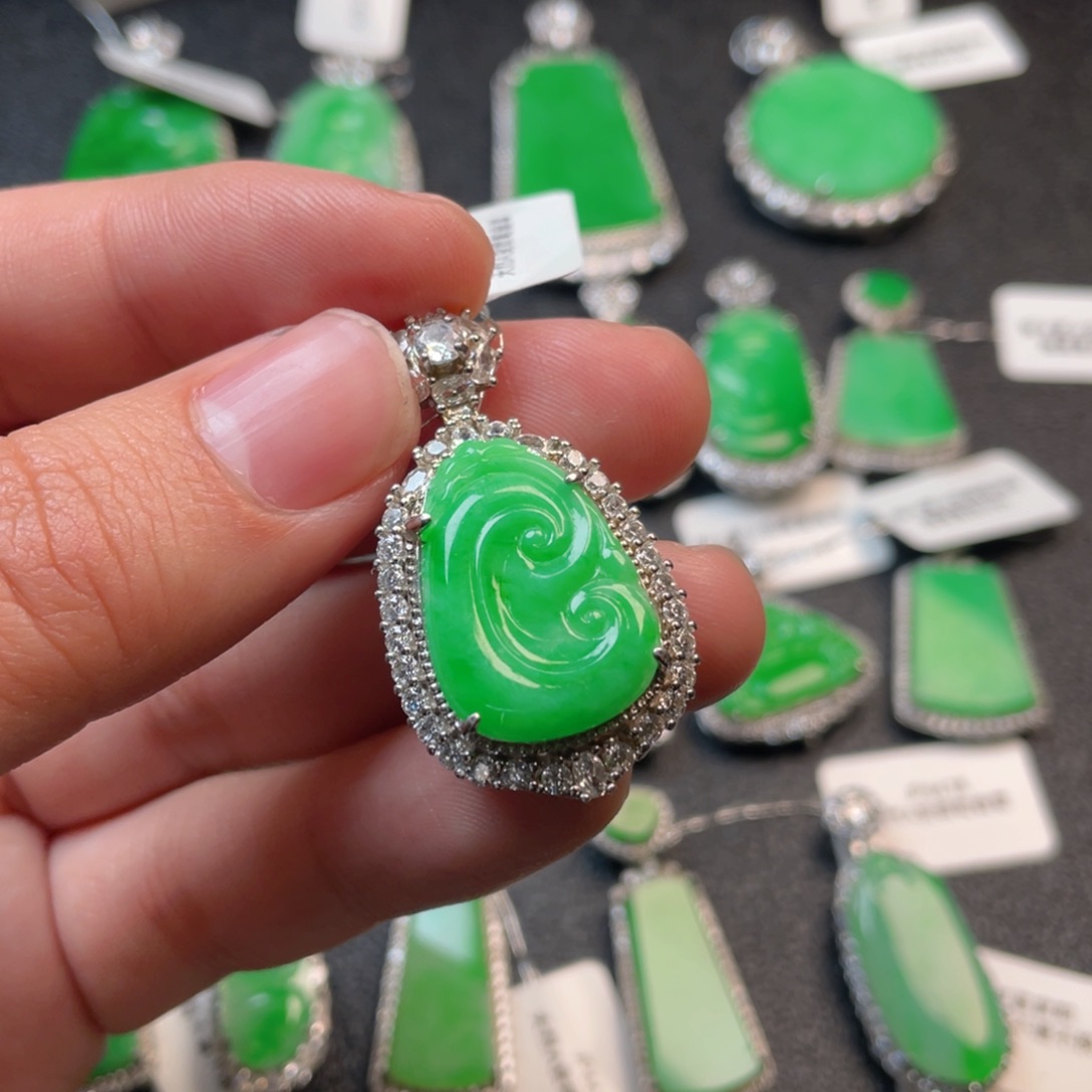 翡翠吊坠(不含链)银S925镶嵌