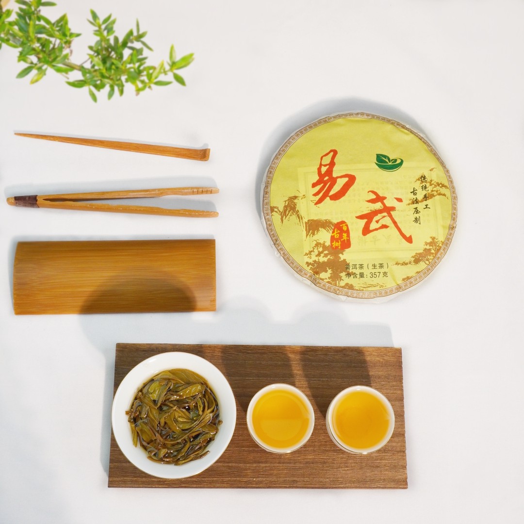 2015年原料 2018年压制易武古树357g/饼