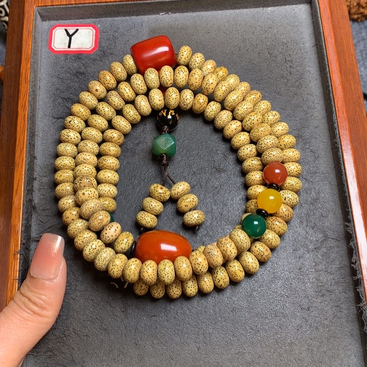 星月菩提吊坠菩提