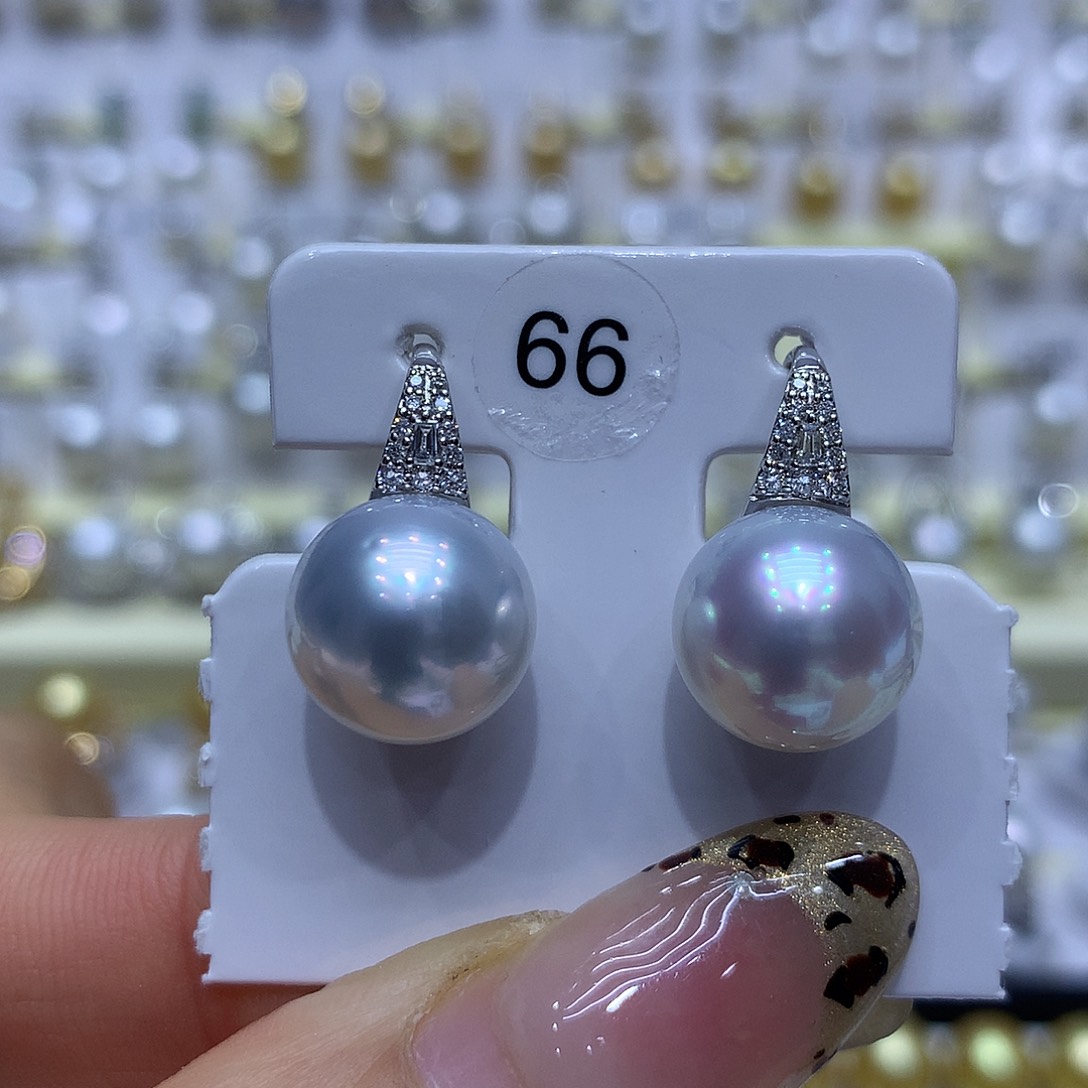 海水珍珠耳饰18K金镶嵌近12mm澳白