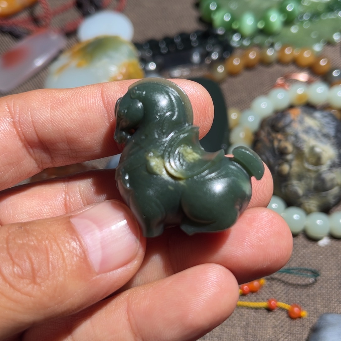 和田玉（子料）未镶嵌挂件