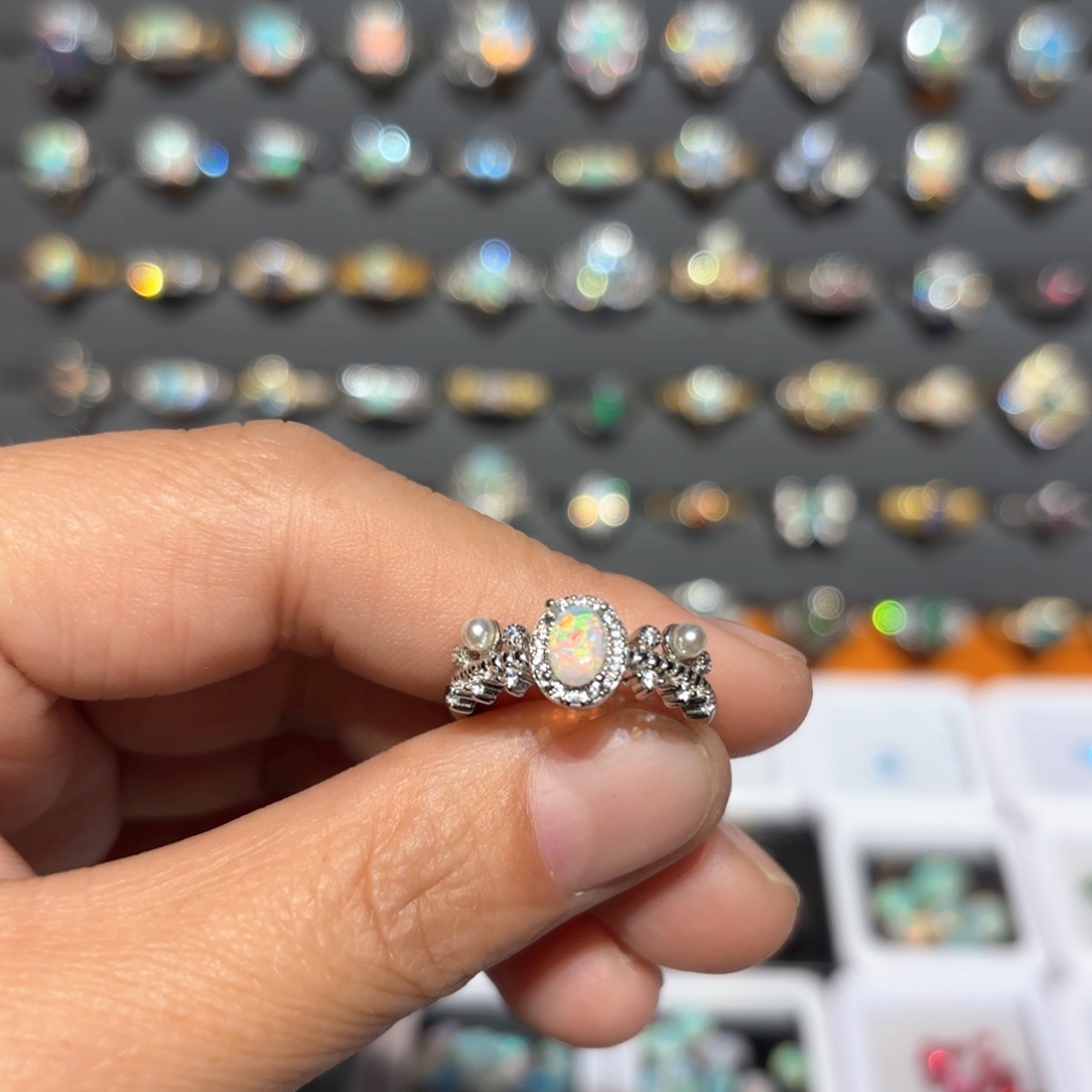 欧泊戒指银S925镶嵌l****³