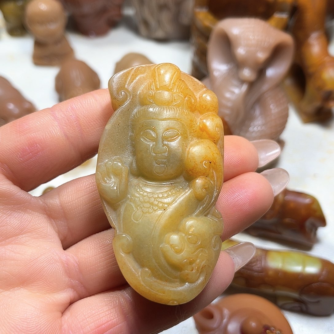 白玉菩提吊坠白玉菩提吊坠