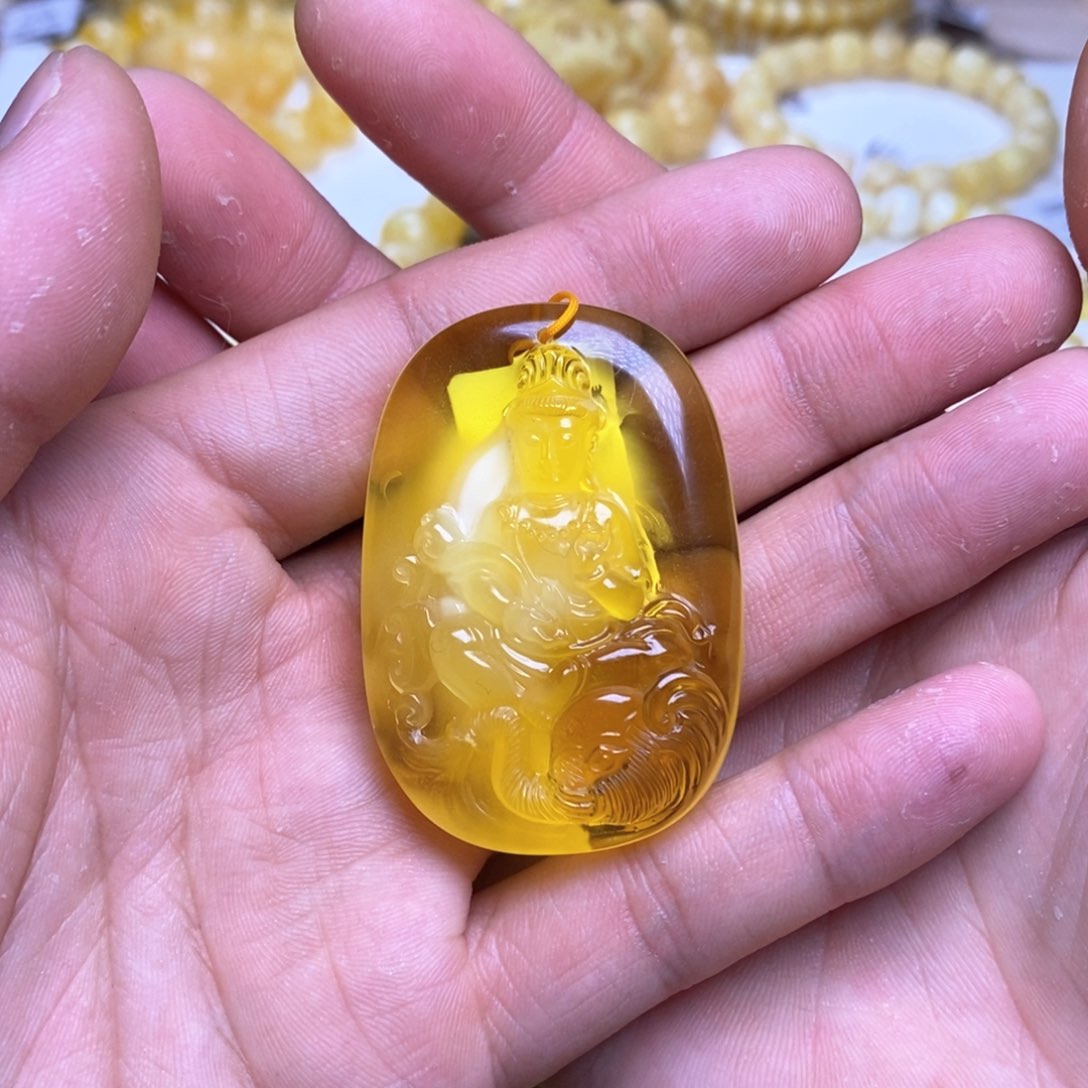 【闪购商品】蜜蜡裸石未镶嵌文殊