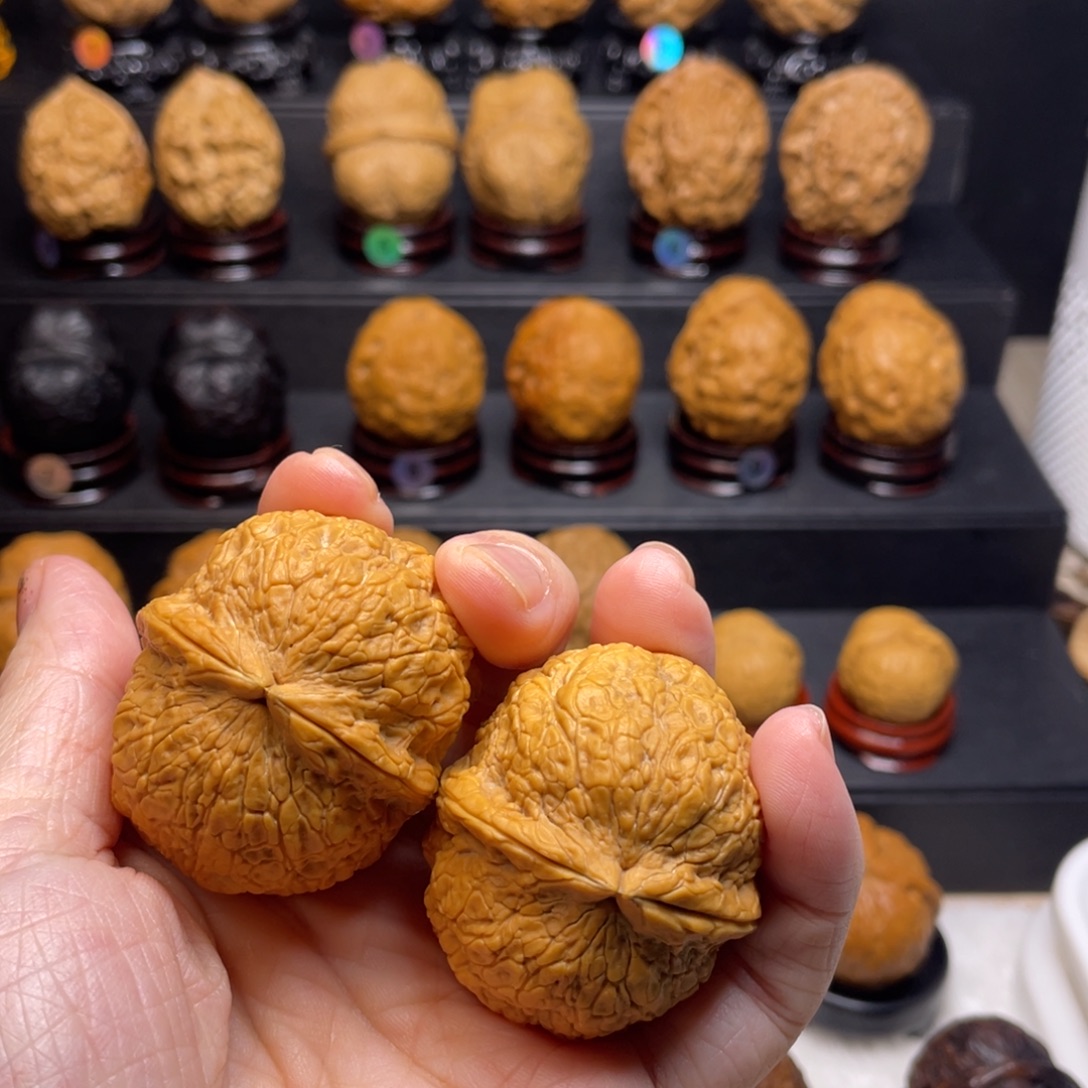 糖***物吊坠文玩核桃A20金丝绣球