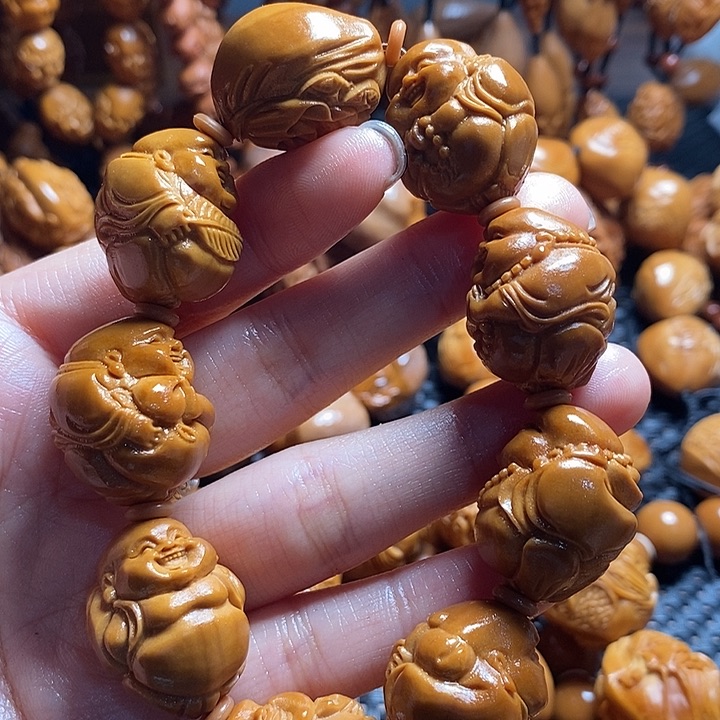 吊坠橄榄核八宝弥勒