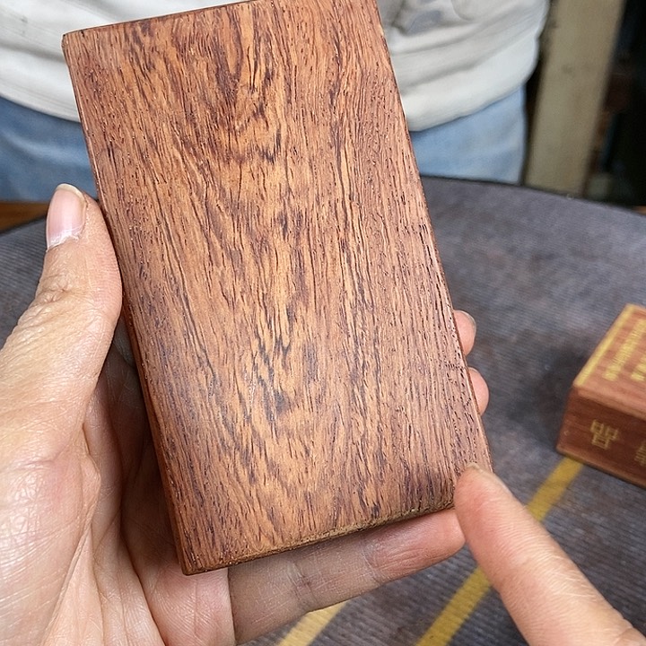 大果紫檀（缅甸花梨）402 毛料毛料毛料毛料