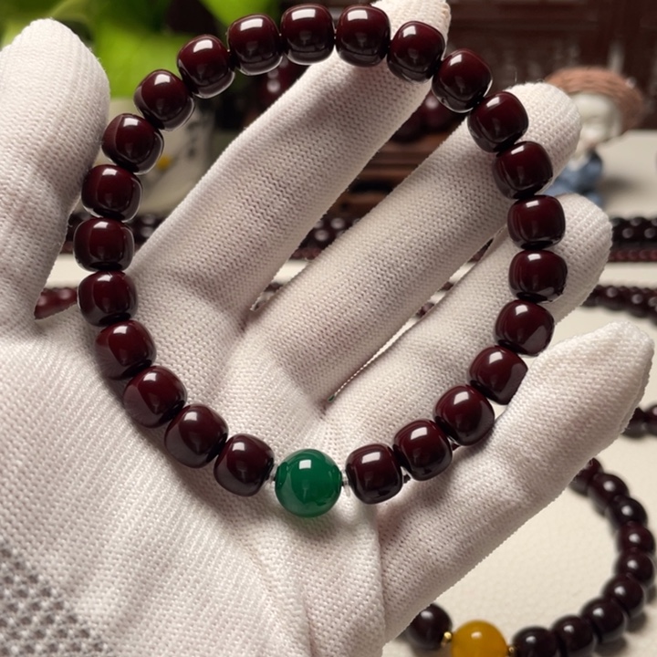 W***）吊坠猴头核桃猴头手串