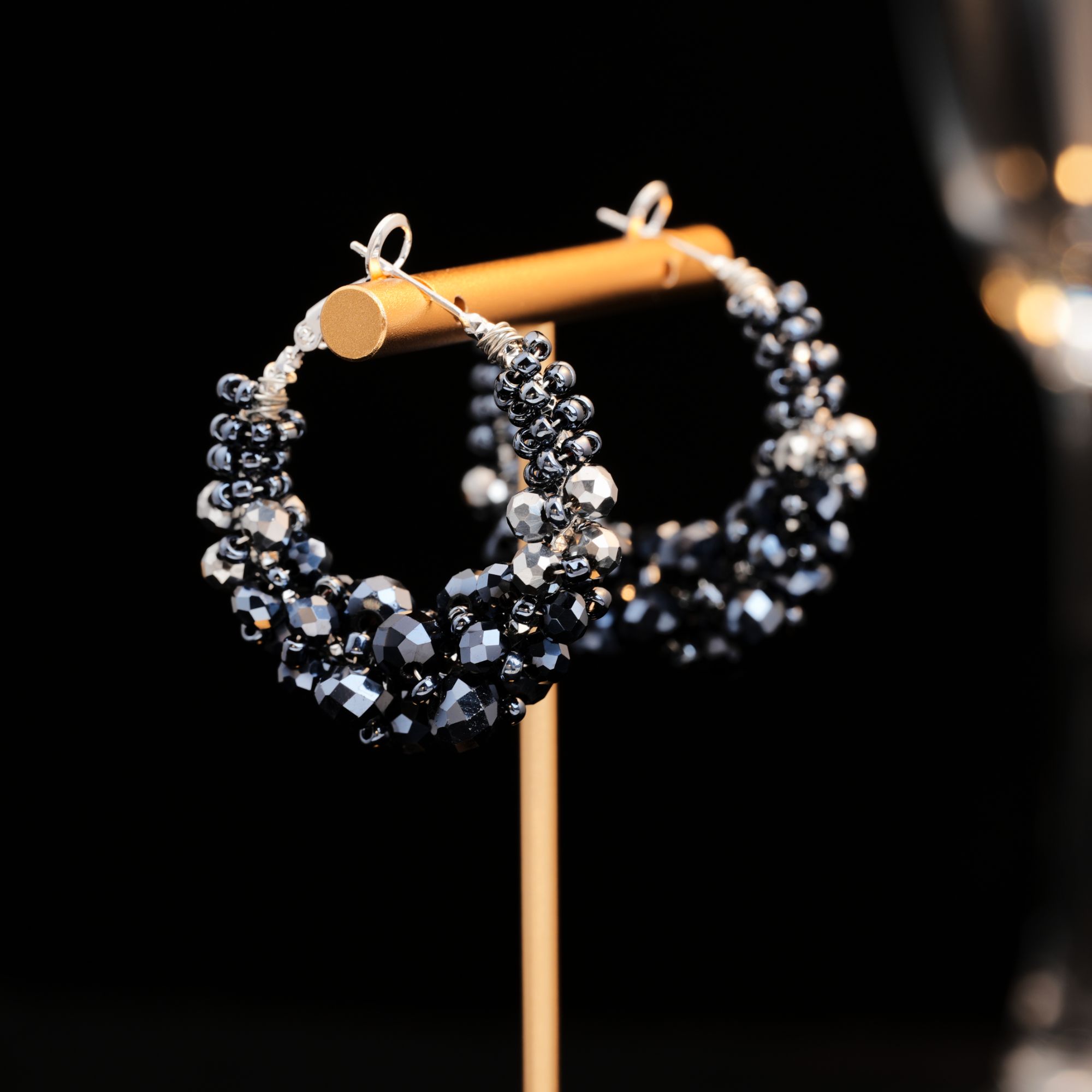 铜合金仿水晶耳饰 轻奢小众手工重工气质复古几何圈圈耳环女