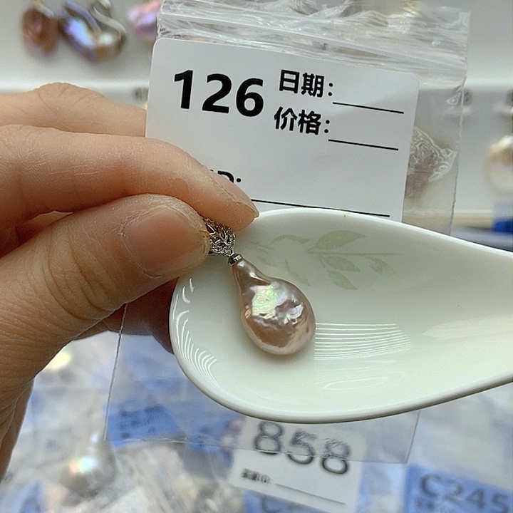 淡水珍珠颈饰未镶嵌