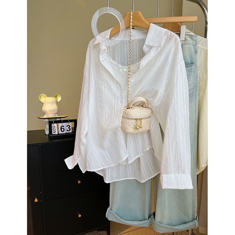 乔妹同款白色条纹防晒衬衫女夏季薄款宽松上衣微透老钱风ins衬衣