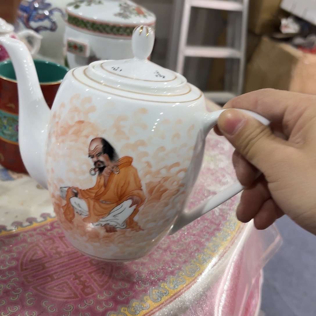 景德镇陶瓷876555788998654567