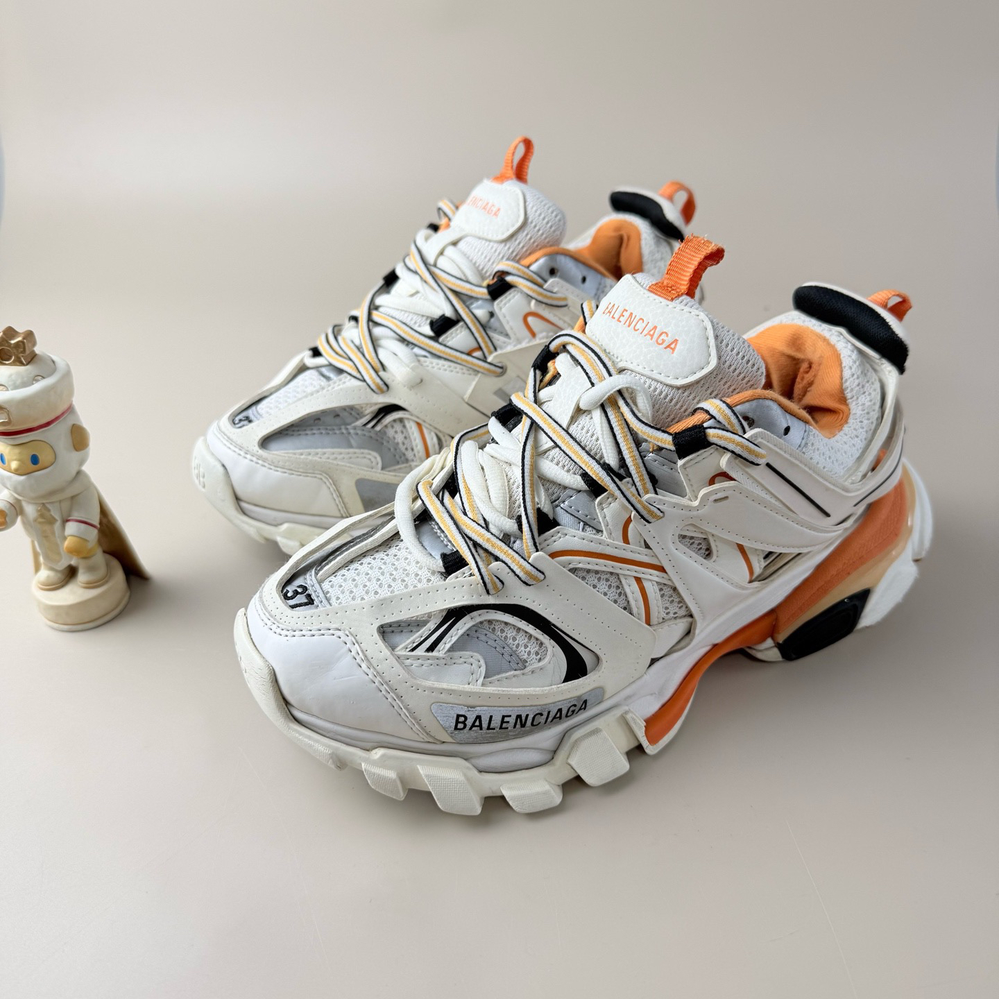 95新 Balenciaga/巴黎世家 Track白橙系带休闲鞋 37码 YLP3822