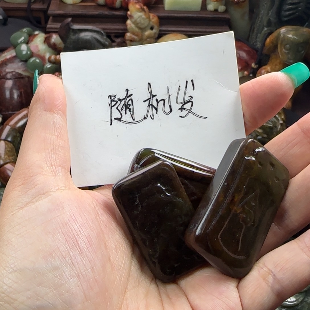 岫岩河磨玉（透闪石质玉）手把未镶嵌