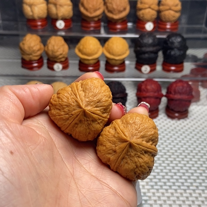 文玩核桃把件20御宝三棱