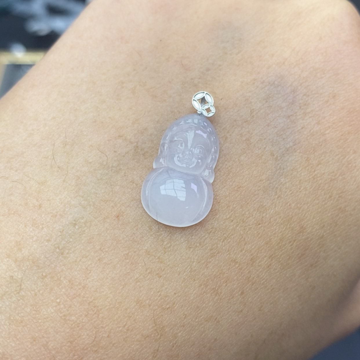 【闪购商品】颈饰18K金镶嵌翡翠