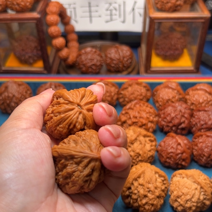 吊坠桃核C***?好好好好好好