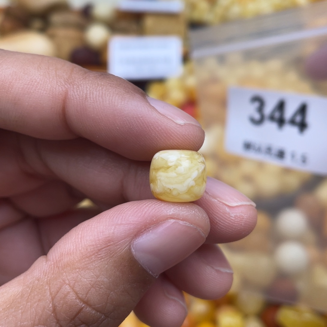 蜜蜡珠宝奇石未镶嵌粉10.8