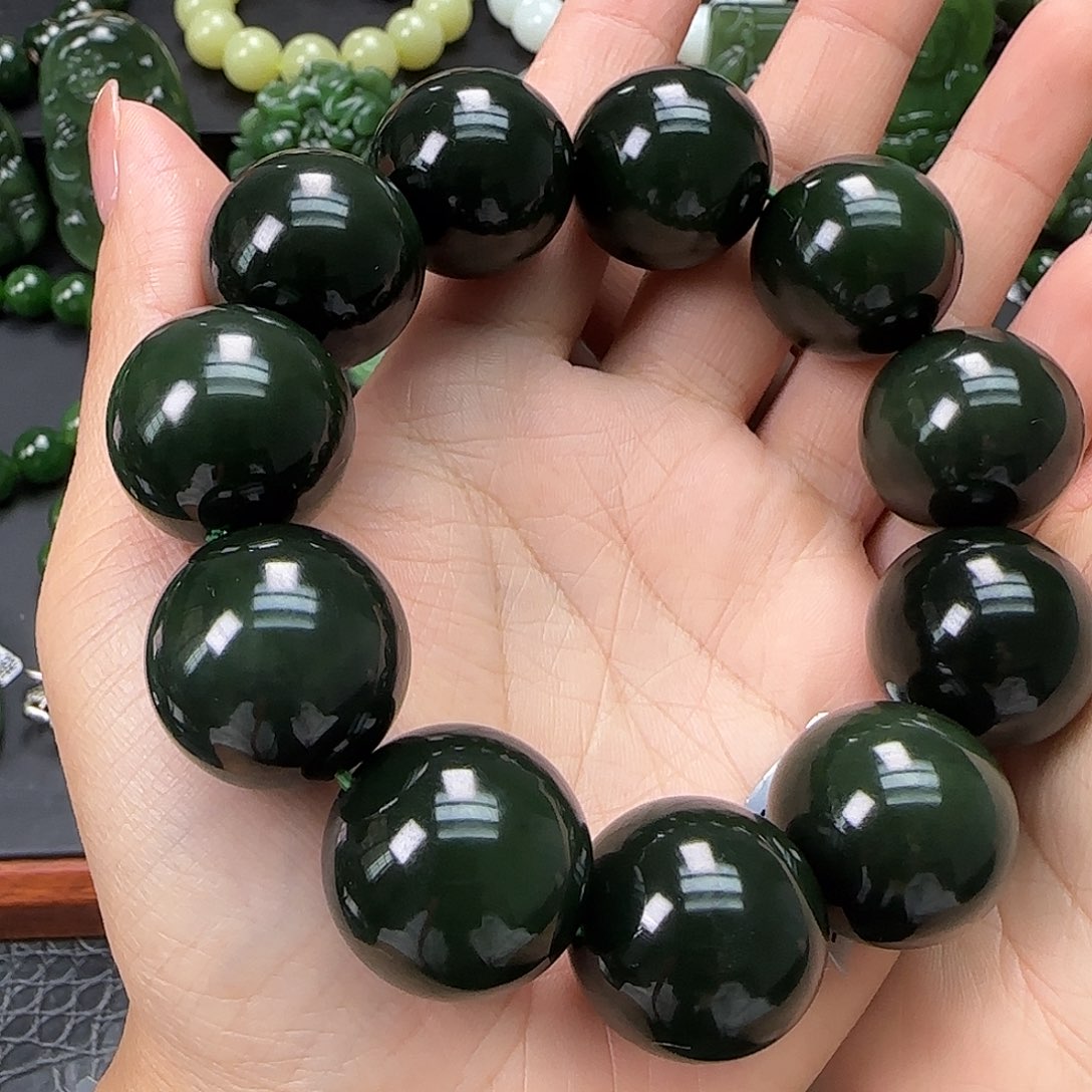 和田玉未镶嵌珠宝奇石