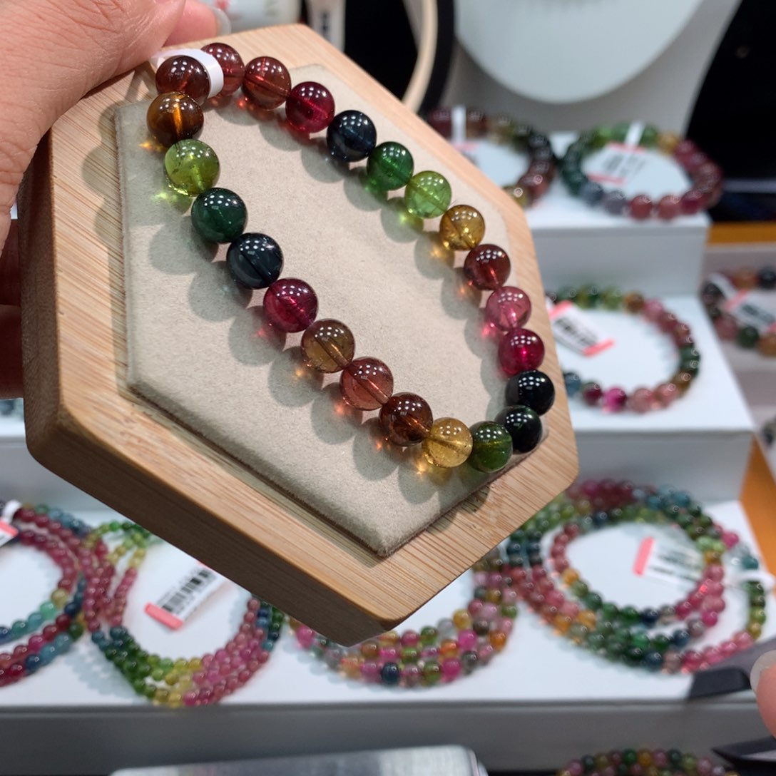 碧玺手链未镶嵌   8.7mm。   