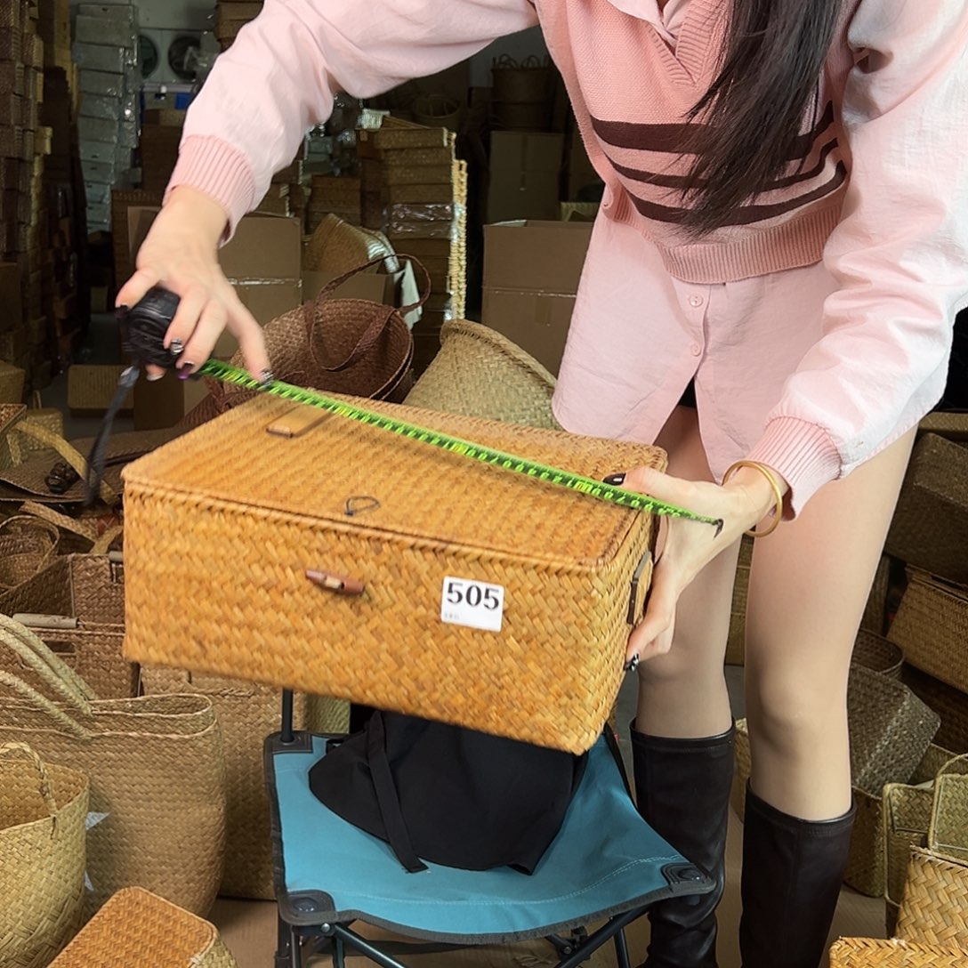 草编包/草编包收纳盒微瑕疵