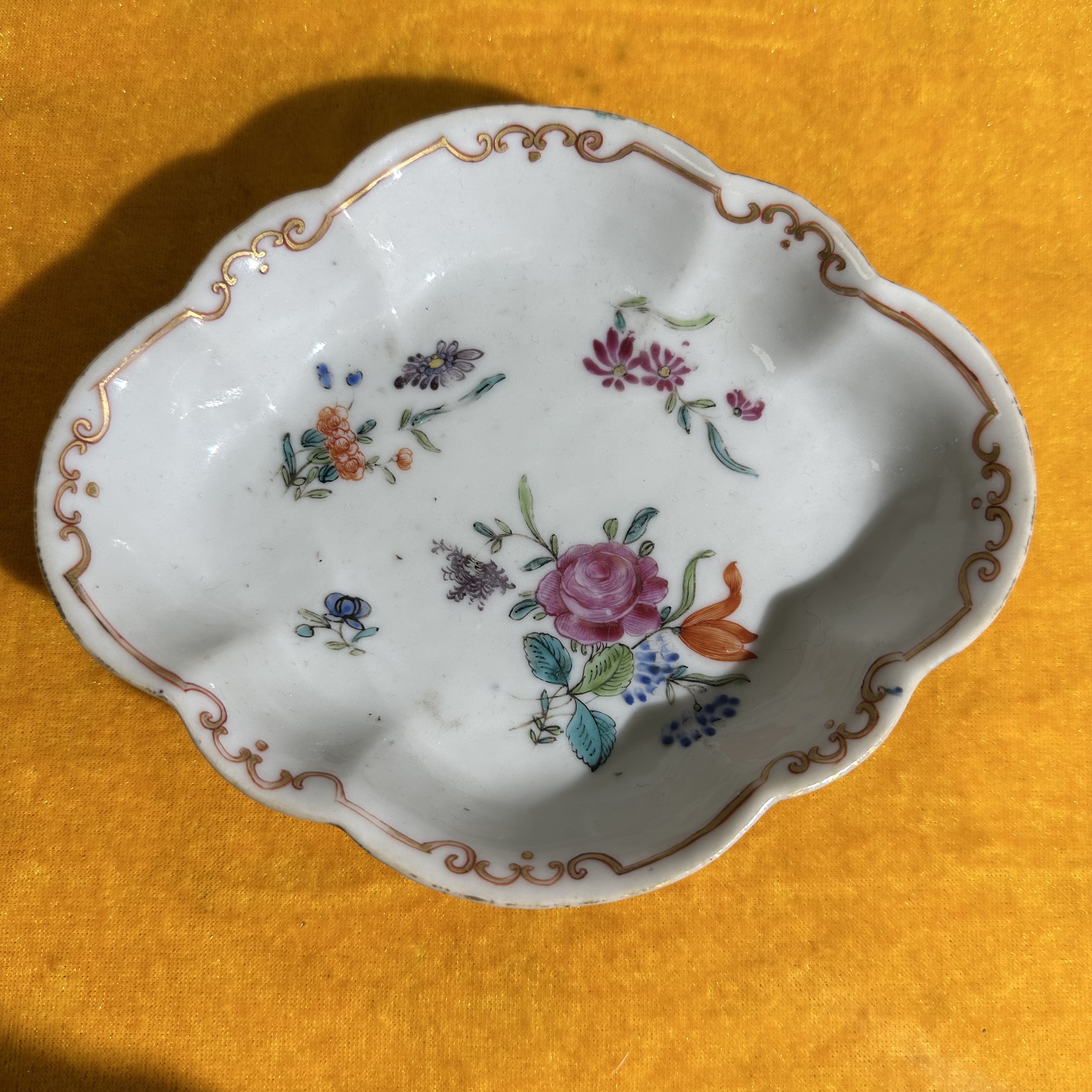 粉彩花卉纹瓷盘/C410079/美82/清雍正/北京朝阳文物/藏品