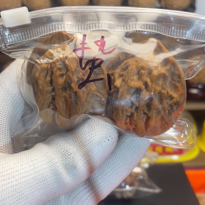 蛰***文玩核桃吊坠文玩核桃秦岭红苹果