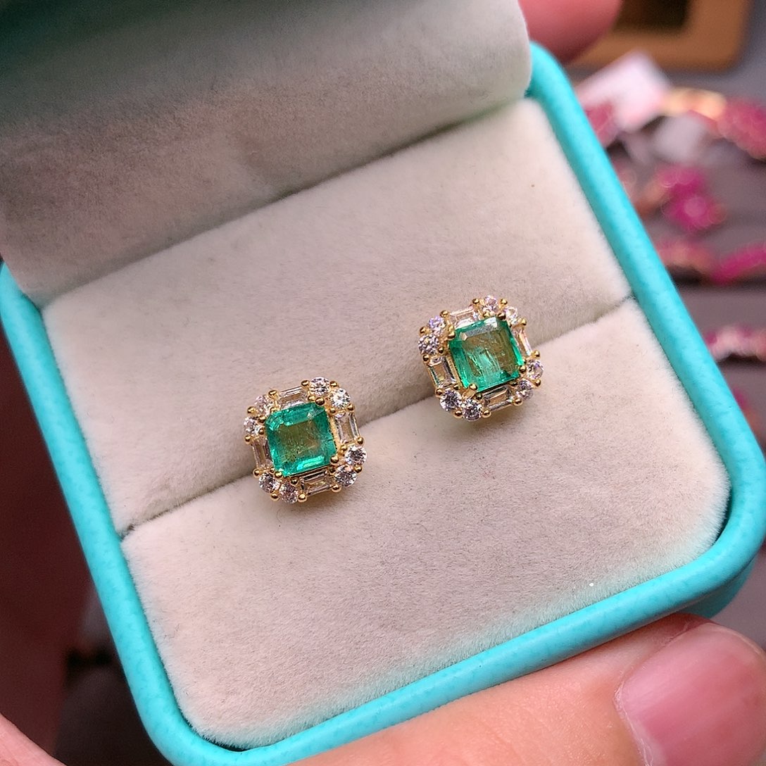 祖母绿耳饰银S925镶嵌