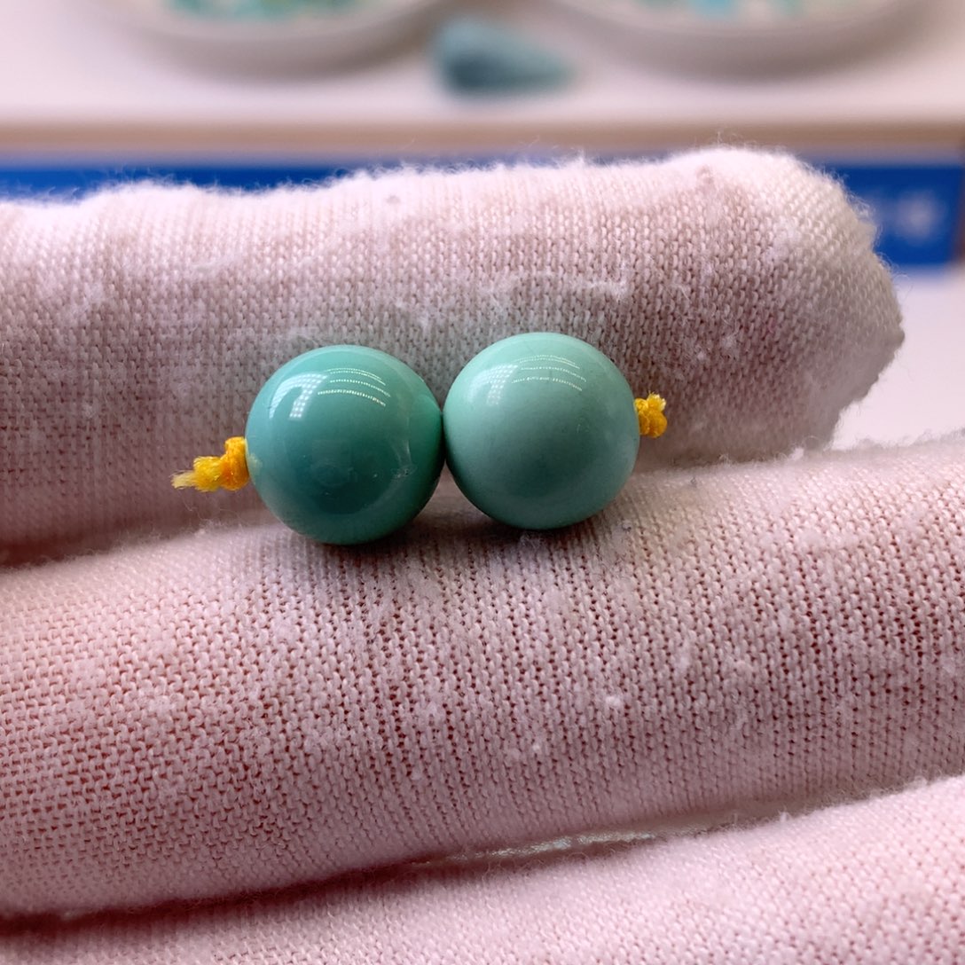 绿松石未镶嵌挂件直径9.5mm