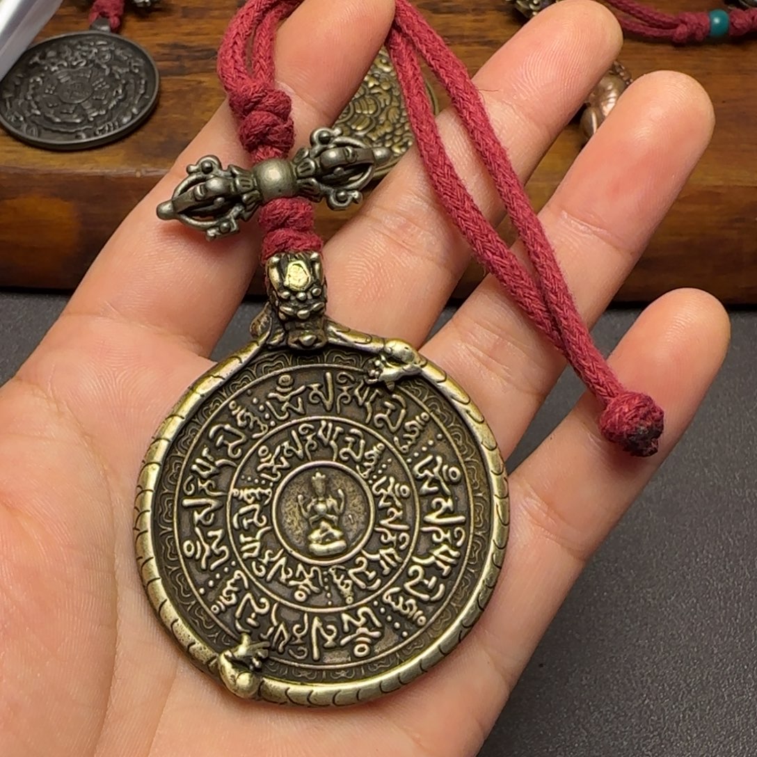 多***5泥塑藏传牌子…………