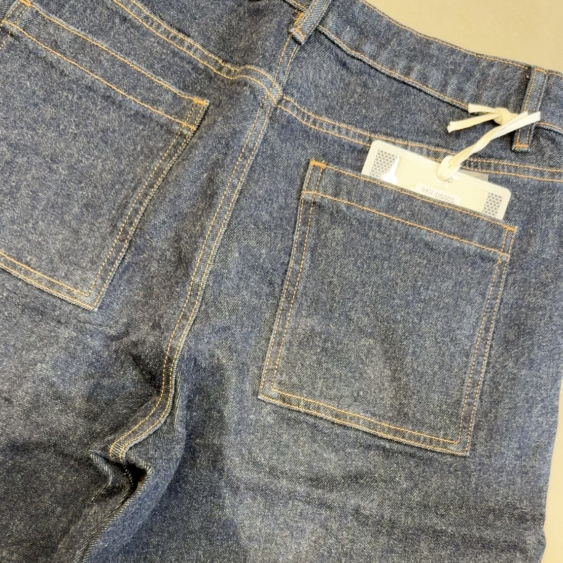 C+家服饰毛羽蓝九分牛仔裤