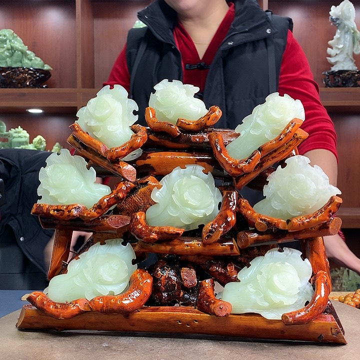 【闪购商品】蛇纹石玉珠宝奇石未镶嵌完*