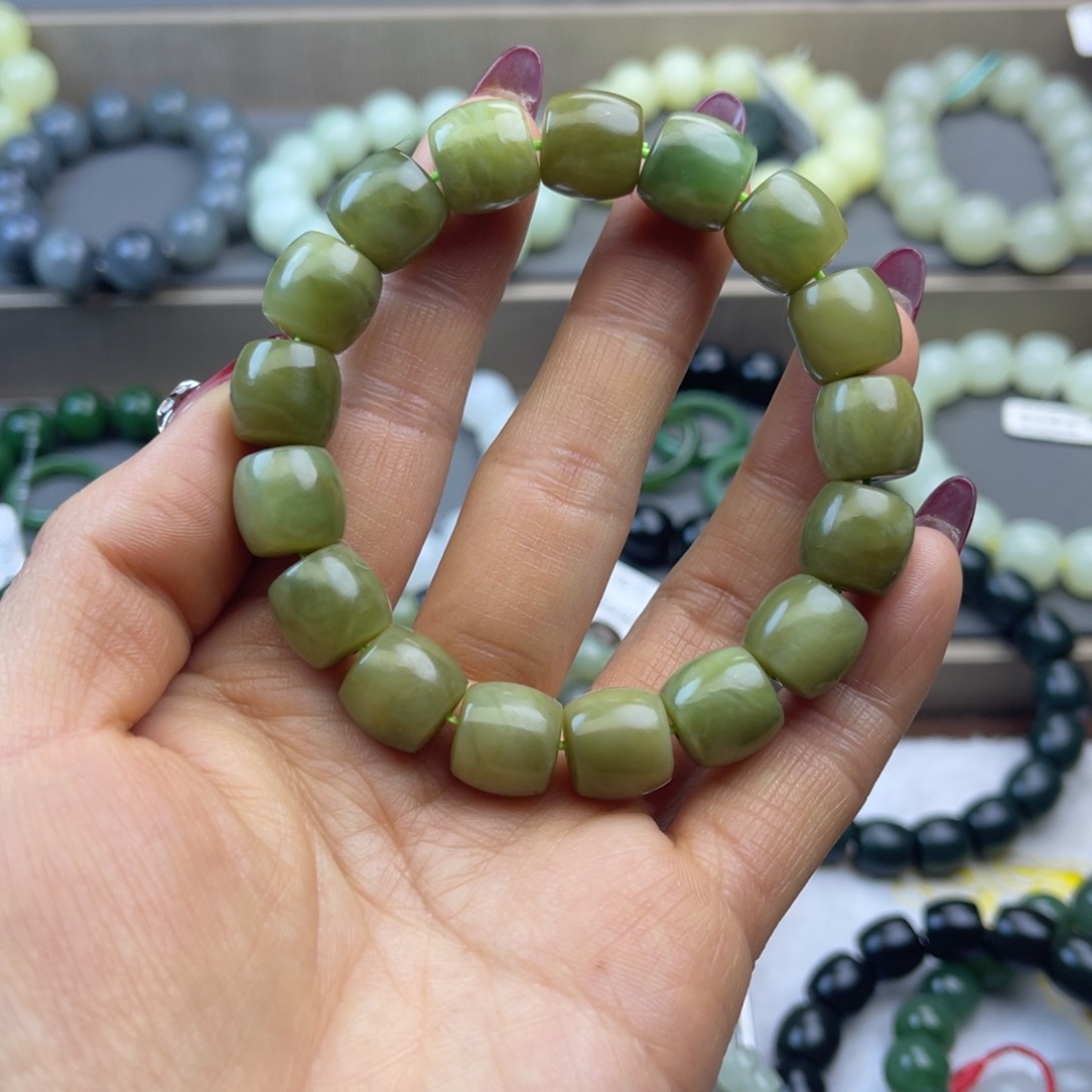 和田玉手链未镶嵌