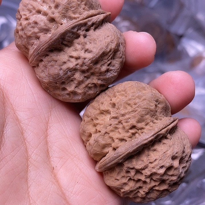 文玩核桃吊坠  99