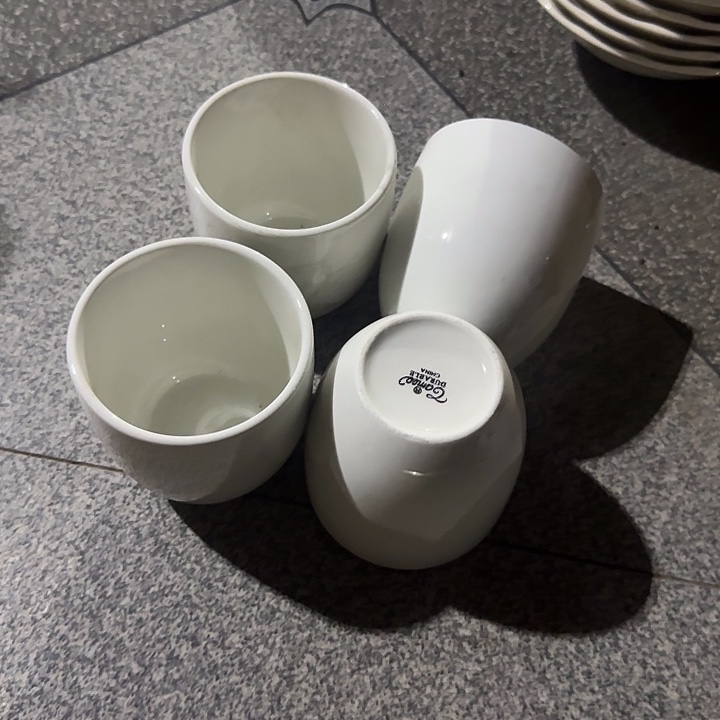 瓷片陶瓷盘子碗啥都有