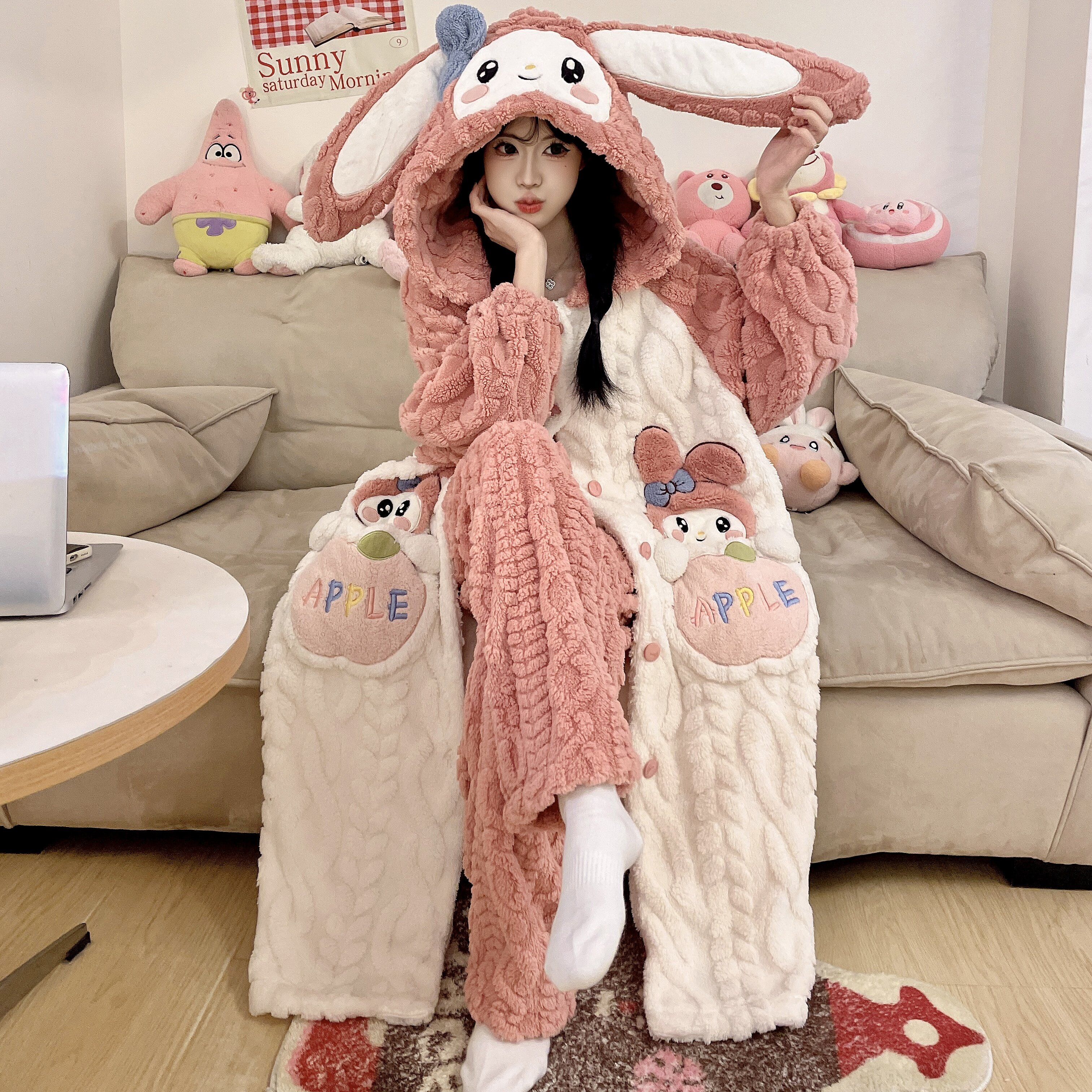 美乐蒂珊瑚绒睡衣女款爆款2025新款冬天家居服睡袍女冬加厚加绒