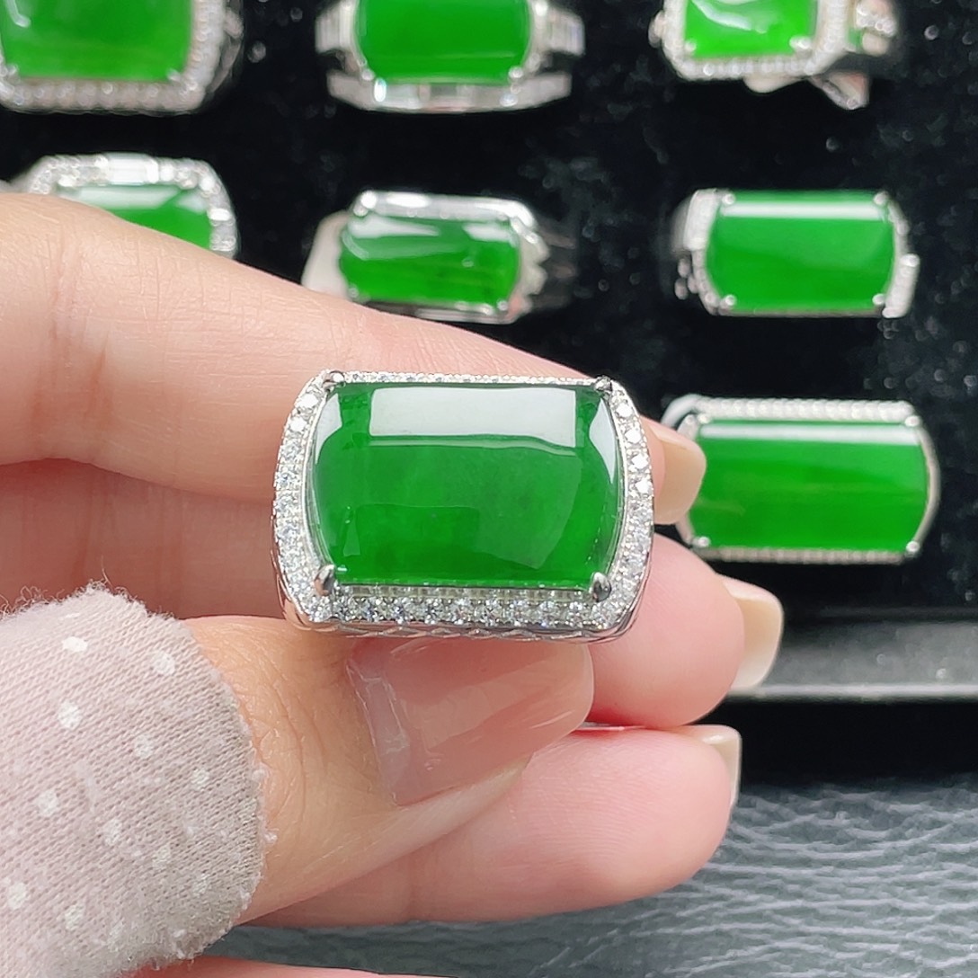 ****磊翡翠银S925镶嵌戒指天然A货翡翠没运费险4012