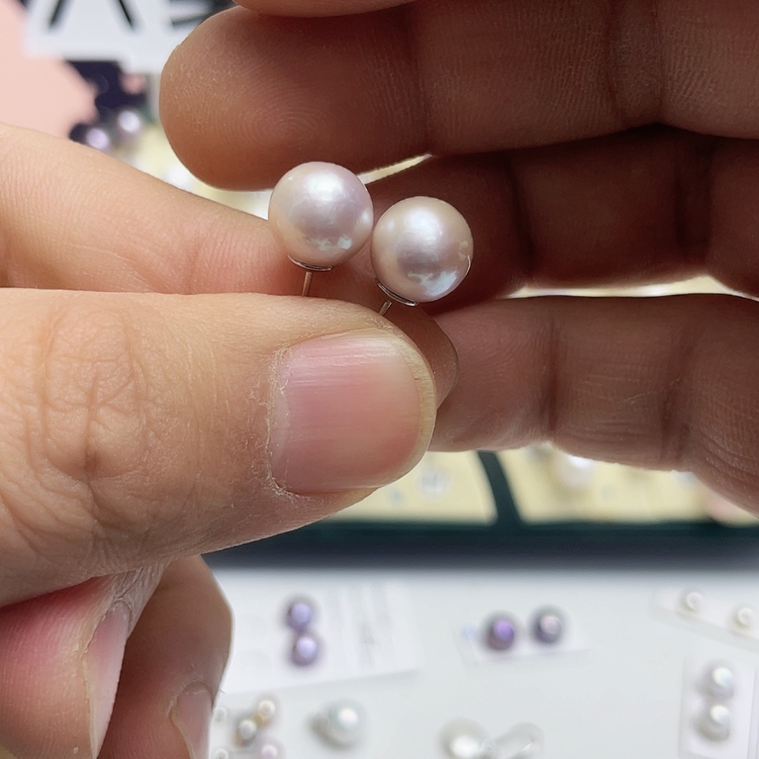用***6银S925镶嵌淡水珍珠耳饰