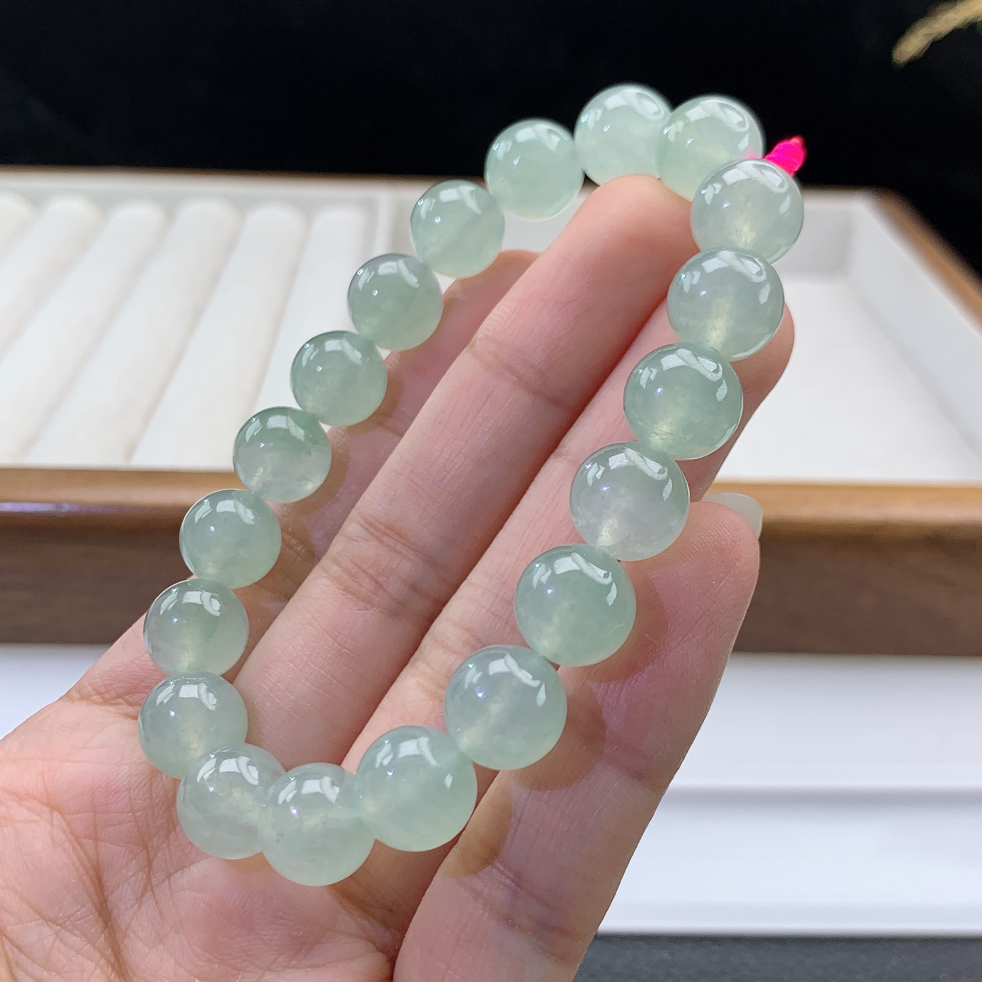 1.6-5-缅甸天然翡翠A货 女款冰晴底手串尺寸:10mm 19颗粒