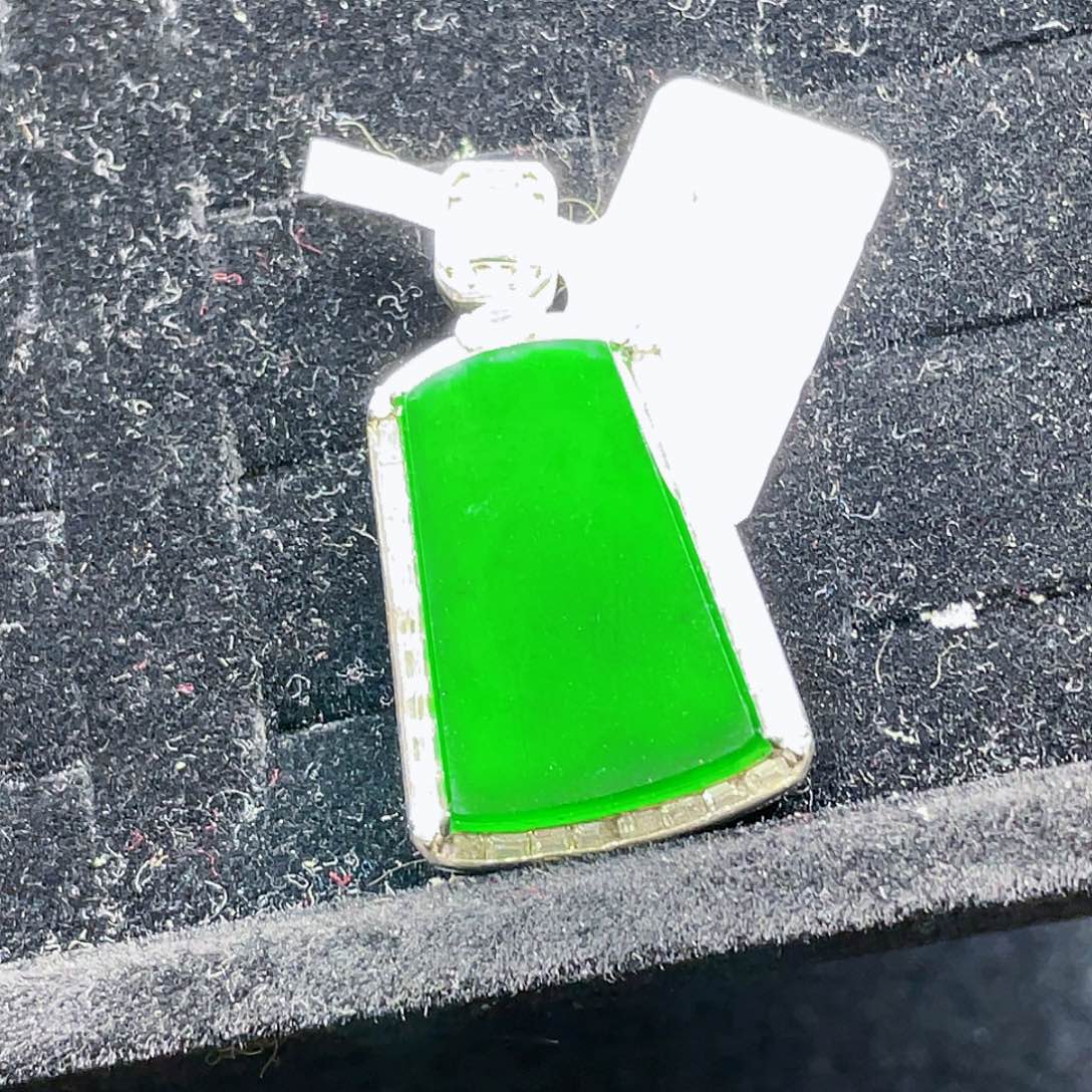 翡翠颈饰未镶嵌219，